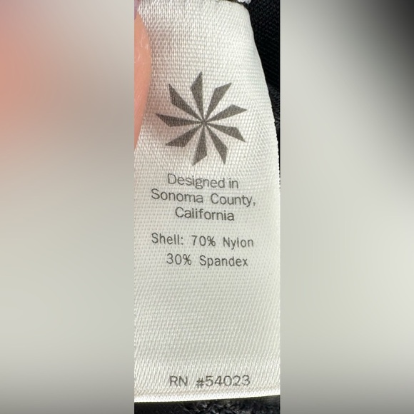 Athleta Women's Interval Leggings - Picture 11 of 12